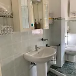 Casa Marconi ليريسي